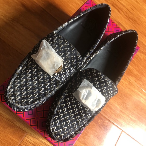 tory burch gemini driving loafer
